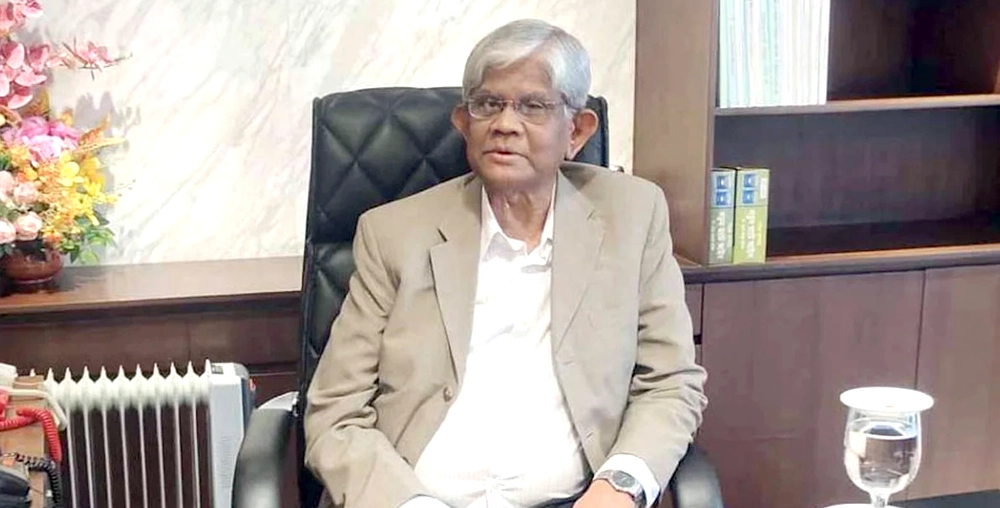 কারো কথায় বা কোন দলের কথায় নির্বাচন বন্ধ হবে না : অর্থ উপদেষ্টা