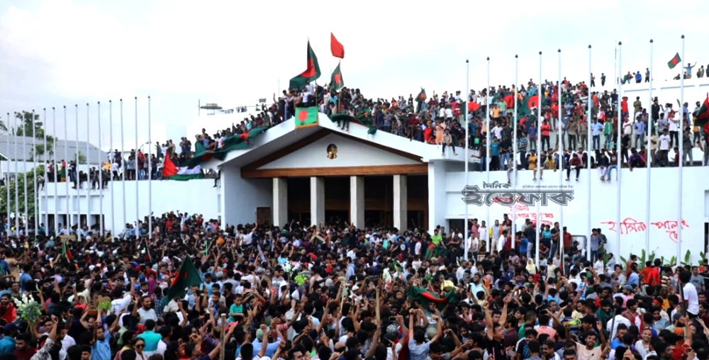 রাজনৈতিক দলগুলোর কাছে ‘জুলাই জাতীয় সনদ’-এর খসড়া পাঠাল জাতীয় ঐকমত্য কমিশন