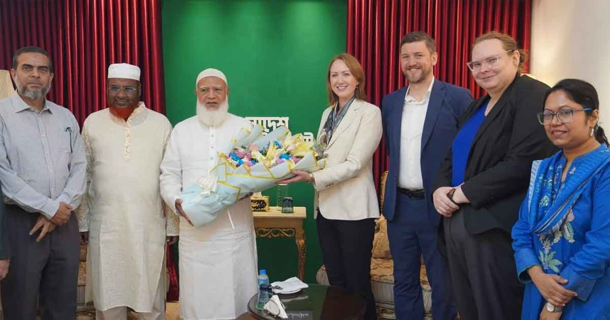 জামায়াত আমির ডা. শফিকুর রহমানের সঙ্গে অস্ট্রেলিয়ান হাইকমিশনার সুসান রাইলের সৌজন্য সাক্ষাৎ
