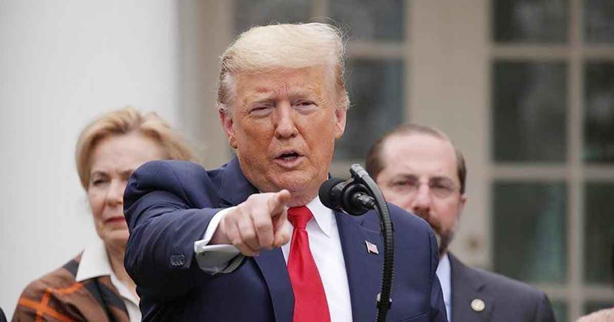 চীনের বিরুদ্ধে ট্রাম্পের পাল্টা পদক্ষেপ: সব পণ্যে ১০০% শুল্ক ও সফটওয়্যার রপ্তানিতে কড়াকড়ি