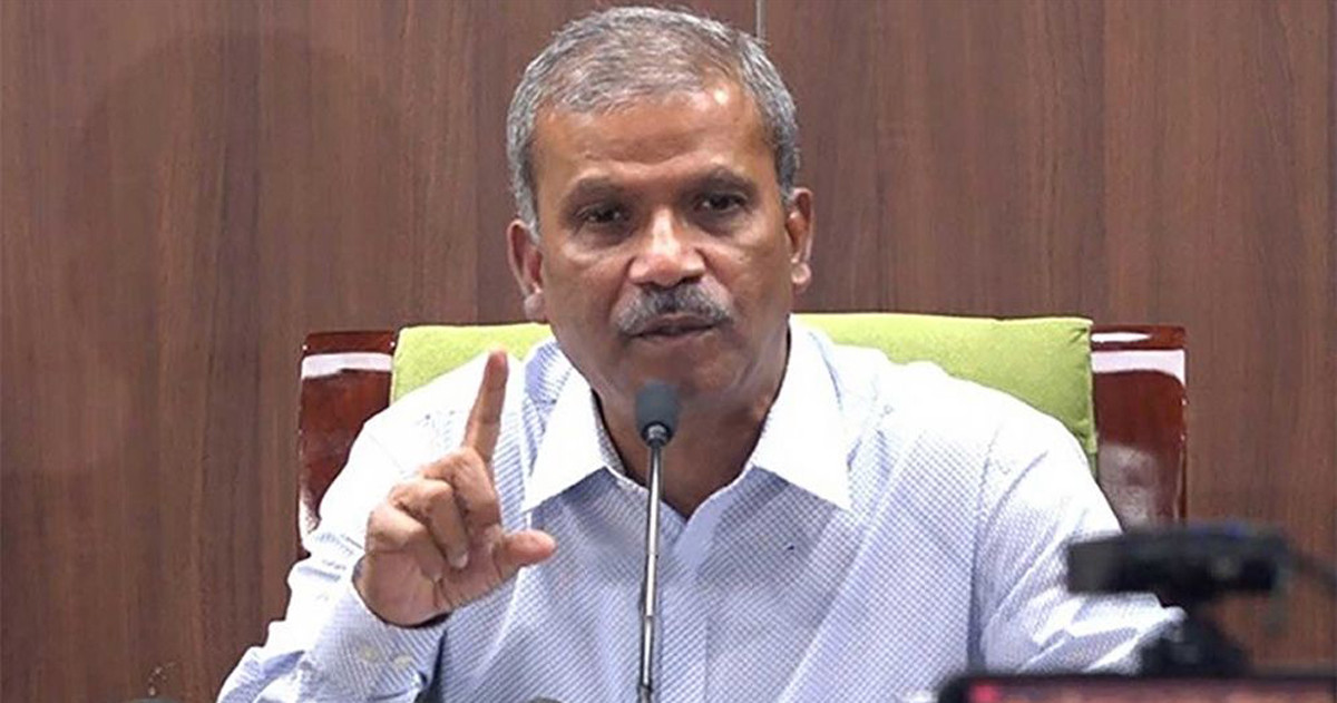 ‘উপদেষ্টাদের নয়, জাতির সেফ এক্সিট দরকার’: ড. আসিফ নজরুল