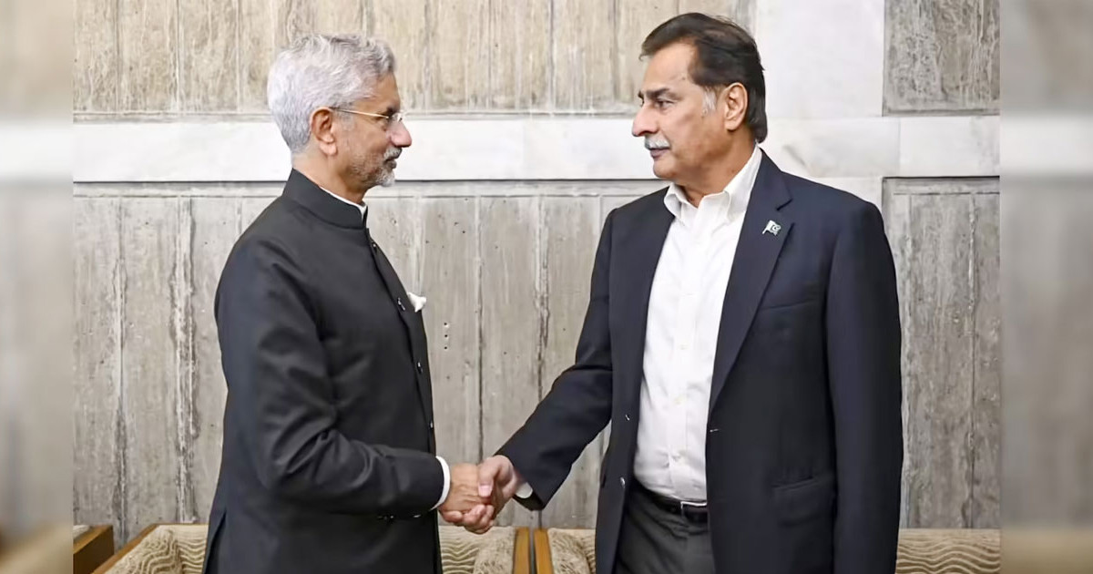 ঢাকায় জয়শঙ্করের সঙ্গে সাক্ষাৎ: যা জানালেন পাকিস্তানের স্পিকার আয়াজ সাদিক