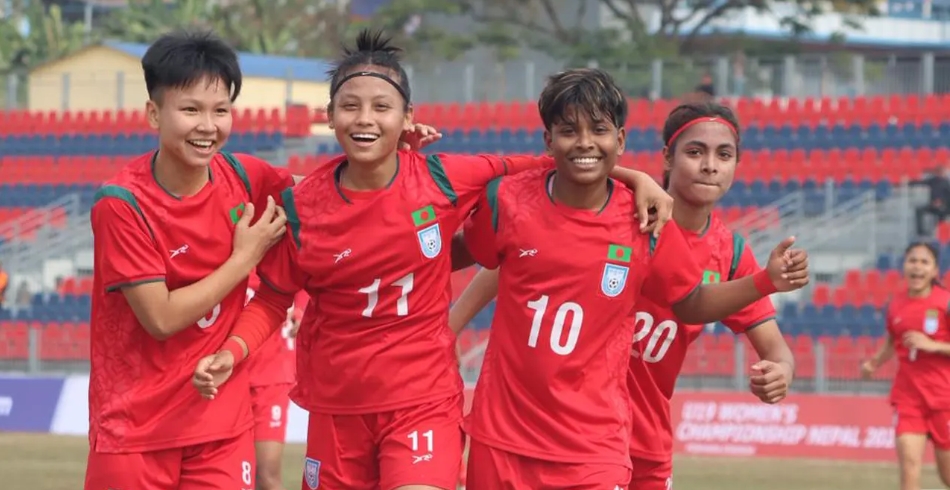 ভুটানকে উড়িয়ে দিয়ে টুর্নামেন্ট শুরু করল বাংলাদেশের মেয়েরা